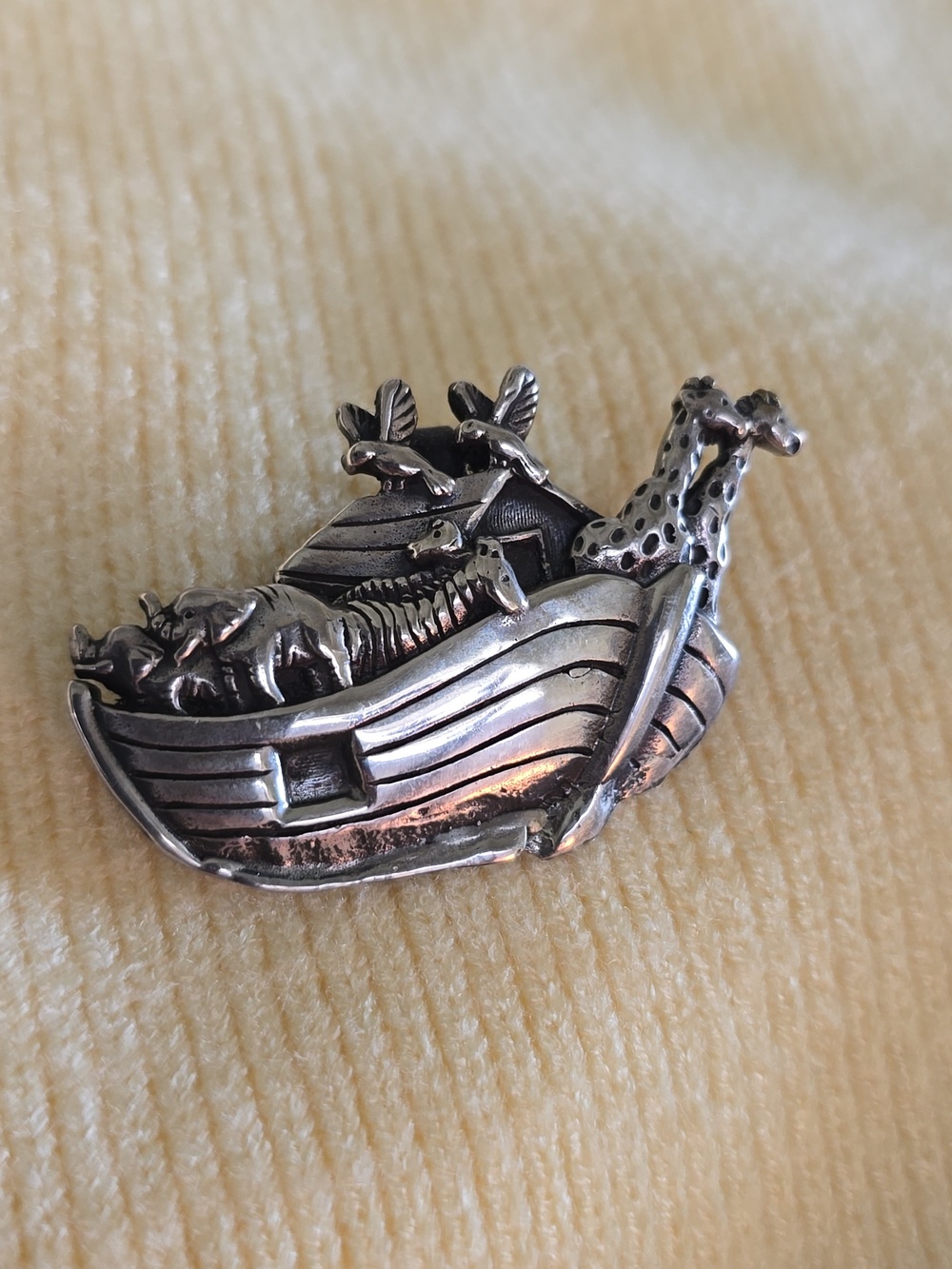Noah's Ark Pin Brooch - Animal Boat